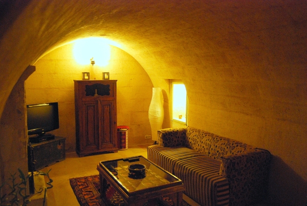 cave-hotel-in-uchisar