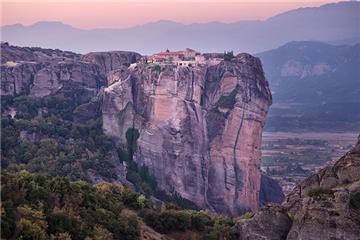Classical-Tour-with-Meteora-Greece-4Day